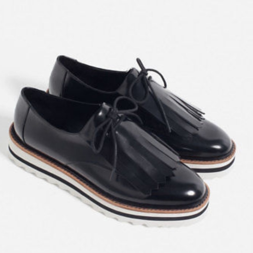 Zara Lace Up Tasseled Oxford